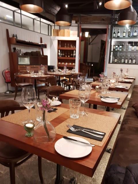 1811 Bistro & Wine Bar